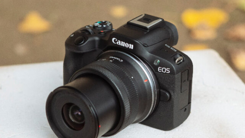 بررسی دوربین Canon EOS R50 بررسی دوربین Canon EOS R50