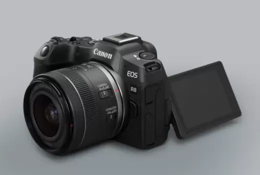 بررسی دوربین Canon EOS R8 بررسی دوربین Canon EOS R8