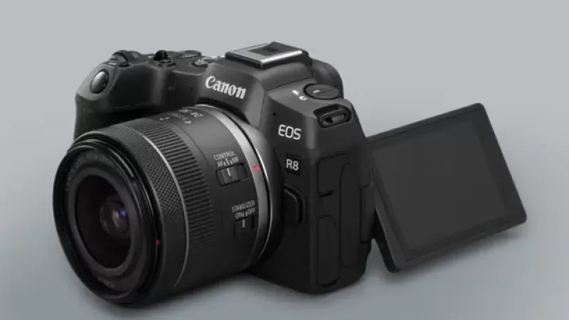 بررسی دوربین Canon EOS R8 بررسی دوربین Canon EOS R8