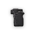 دوربین بدون آینه Canon EOS R50 بهمراه لنزهای 45-18 و 210-55 میلیمتر دوربین بدون آینه Canon EOS R50 بهمراه لنزهای 45-18 و 210-55 میلیمتر
